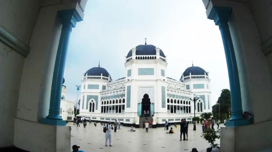9 Destinasi Wisata Gratis di Medan Ini Bikin Liburan Hemat