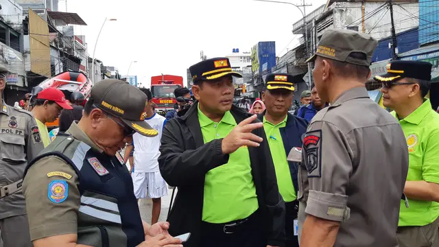 Sambut KTT ASEAN, Satpol PP Patroli Jaga Keamanan di Jakarta Selatan