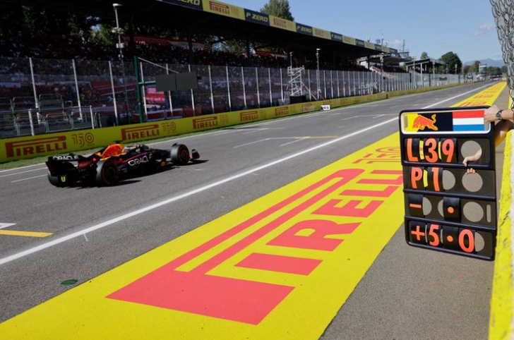 Jokowi Mau Gelar Balapan F1 di Indonesia pada Tahun Depan