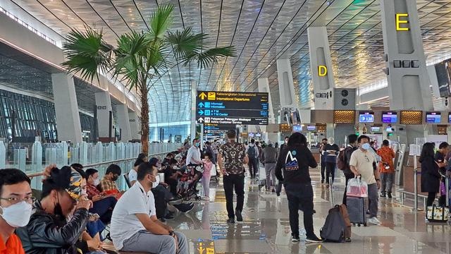 Kebakaran Dekat Bandara Soetta, AP II Pastikan Penerbangan Tetap Lancar