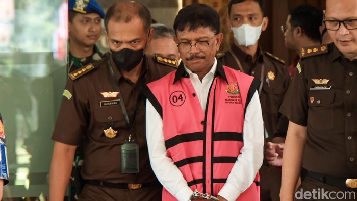 Profil Menkominfo Johnny G Plate Tersangka Kasus Korupsi BTS.