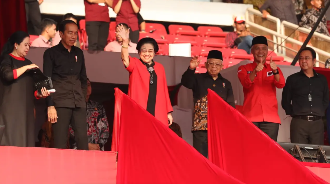 2 Kali Sebut Ganjar Capres, Jokowi Semangati Kader PDIP Menang Pilpres
