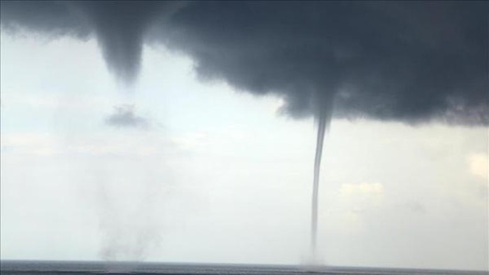 Tornado Dahsyat Terjang Texas
