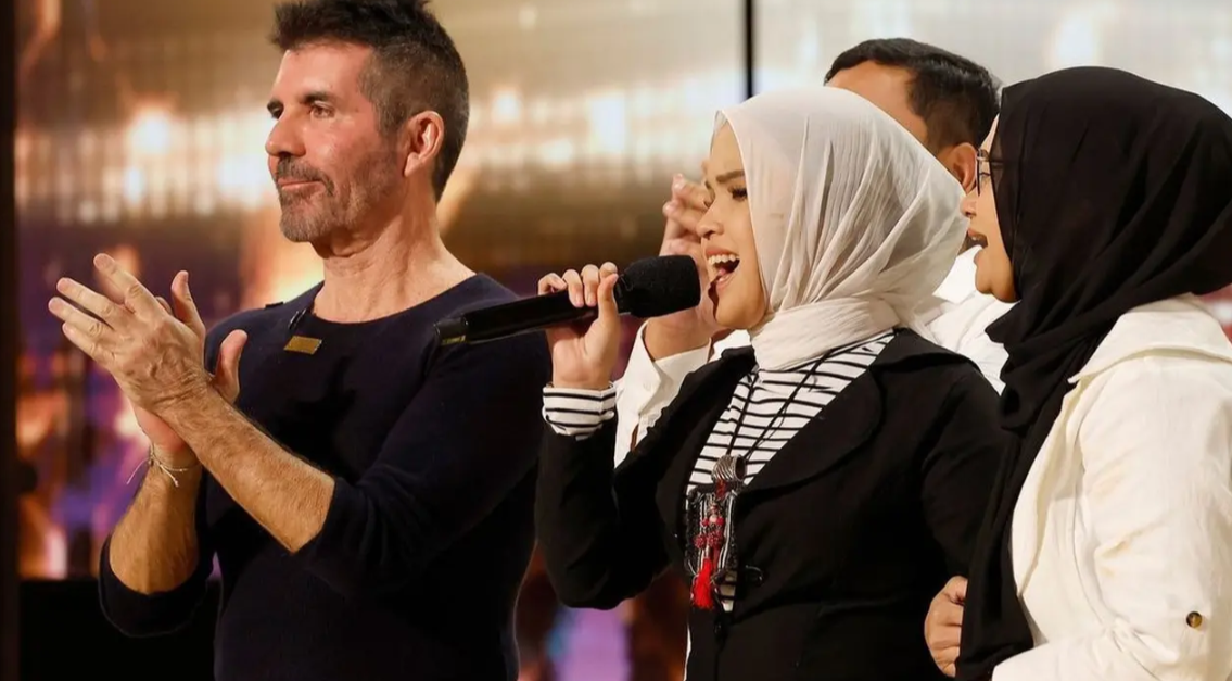 Usai Berikan Golden Buzzer ke Putri Ariani, Simon Cowell Dituntut Mundur Sebagai Juri America's Got Talent 2023