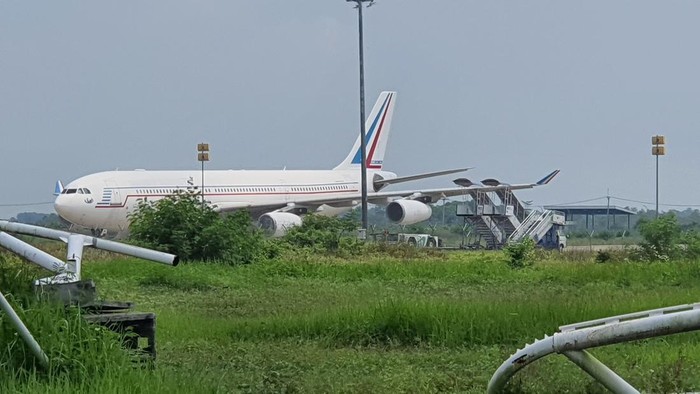 Parkir di Bandara Kertajati