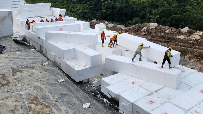Unik! Pembangunan Tol Cisumdawu Pakai Teknologi ‘Busa’
