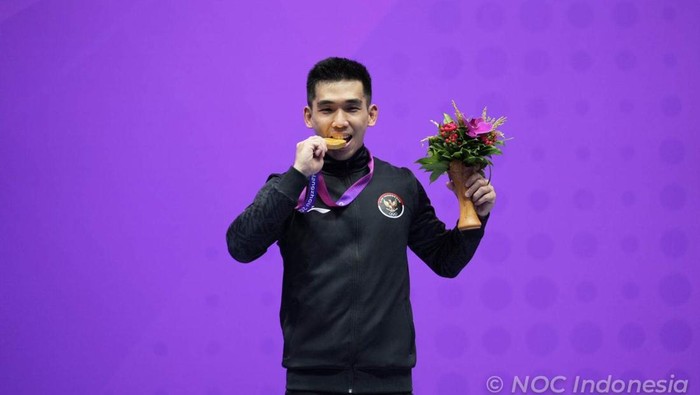 Harris Horatius Sumbang Emas