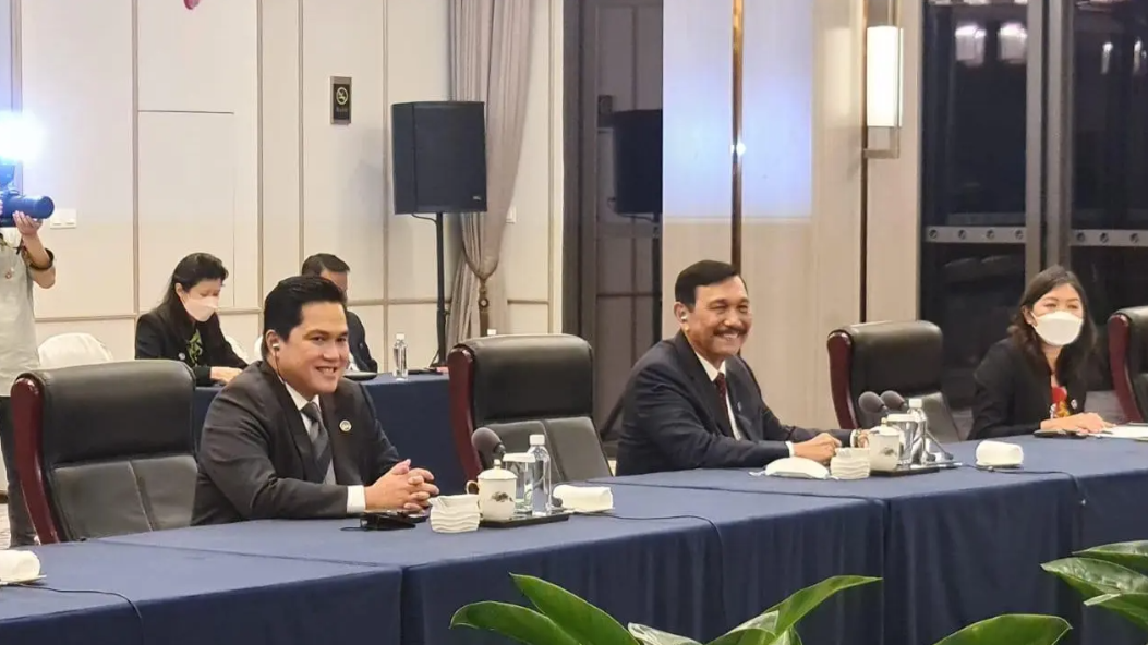 Erick Thohir Belum Jenguk Menko Luhut: Nunggu Giliran