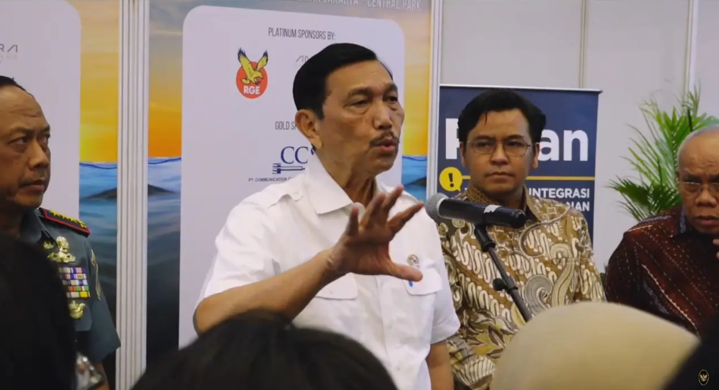 Luhut Dirawat di Singapura, Menteri Bahlil: Tanpa Opung, Koordinasi Kurang