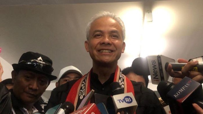 Ganjar soal PDID Ungkit ‘Pak Lurah Minta 3 Periode’: Sudah Selesai Isunya