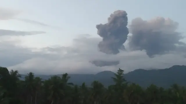 Gunung Dukono