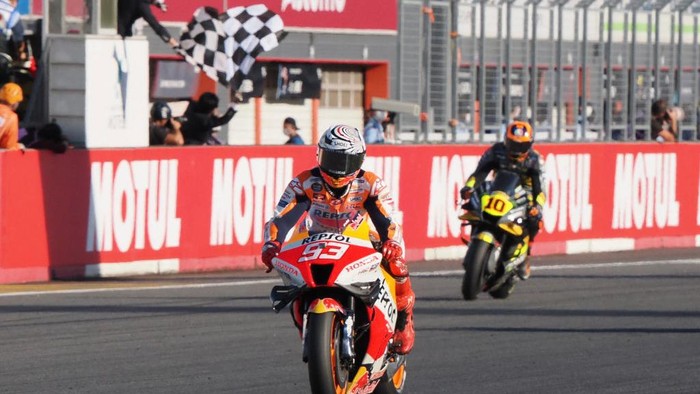 Adik Valentino Rossi Merapat
