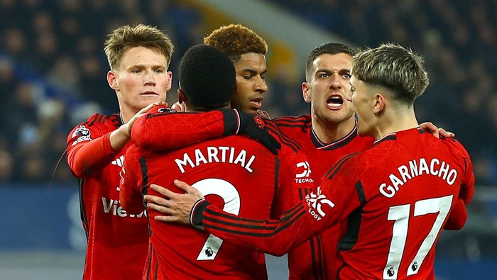 Everton Vs Manchester United: Setan Merah Sikat The Toffees 3-0