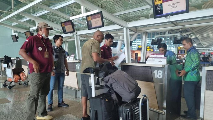 Imigrasi Bandara Bali Terbongkar