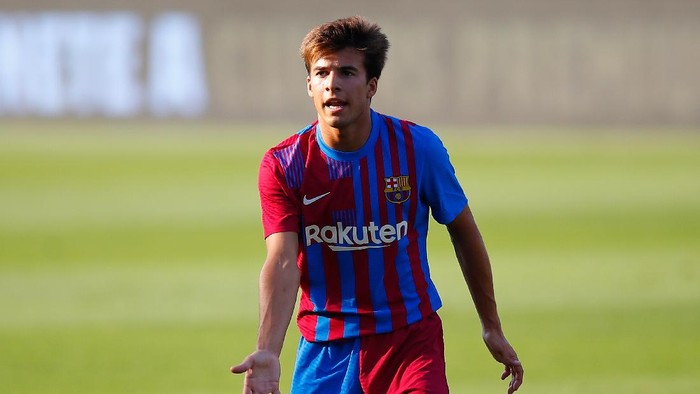 Riqui Puig Masih Terus