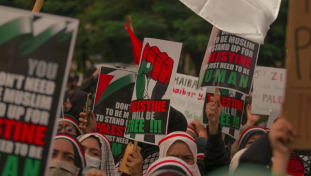 Situasi Terbaru di Gaza: 106 Truk Bantuan Masuk, 3 Negara Siap Tengahi Gencatan Senjata