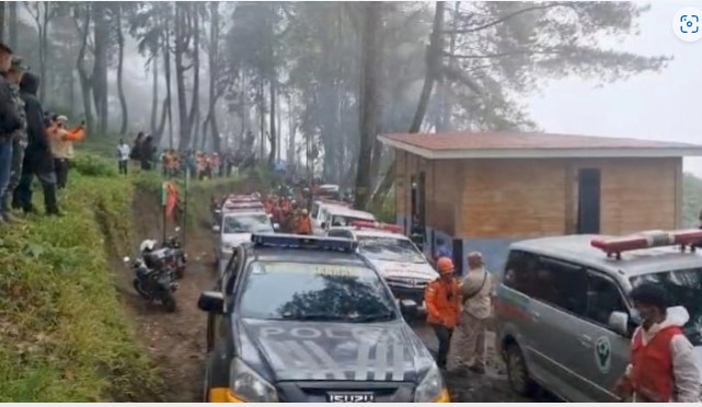 evakuasi gunung marapi