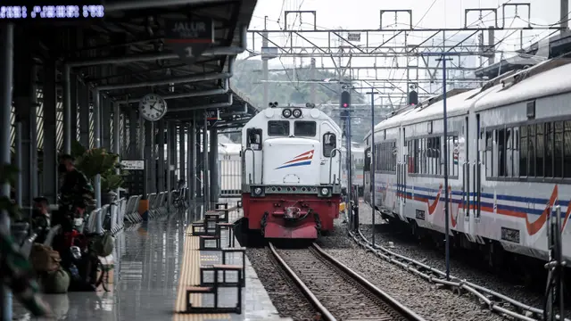 KA Tujuan Bandung