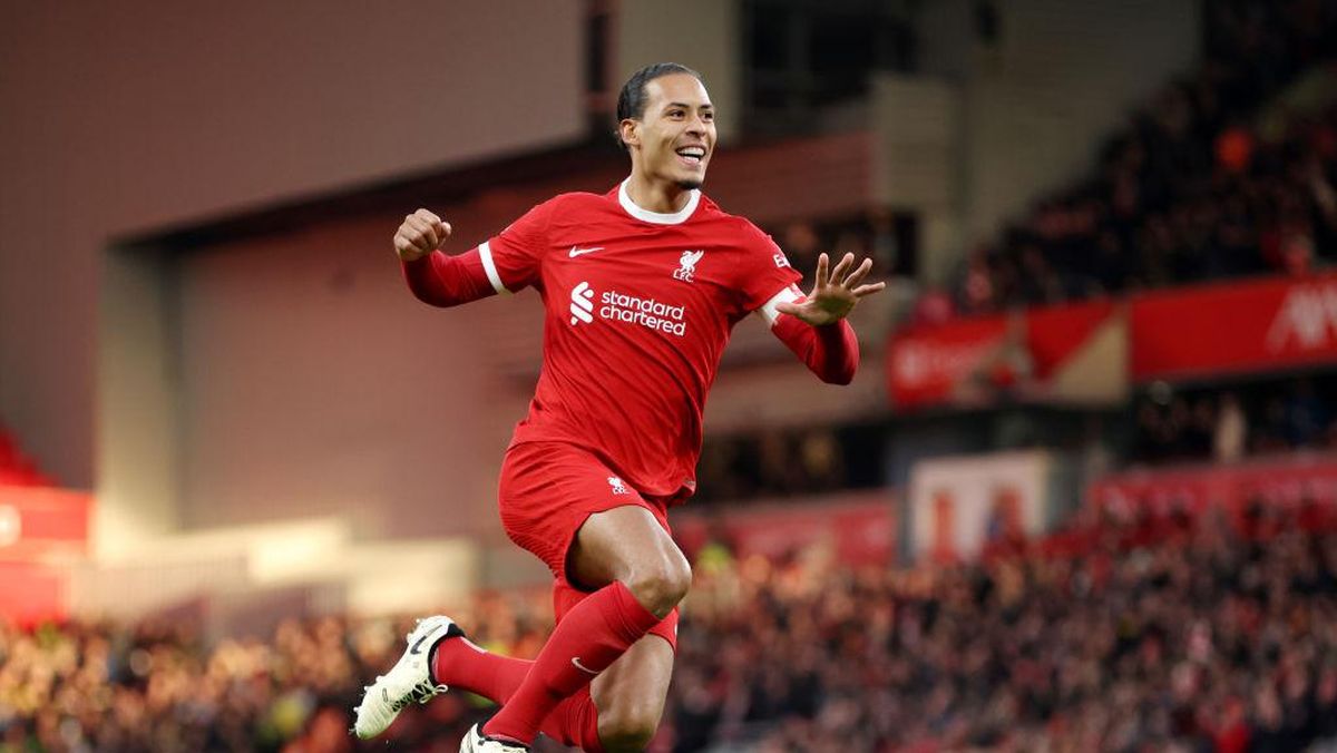 Klopp Pergi Akhir Musim, Masa Depan Van Dijk Gimana?