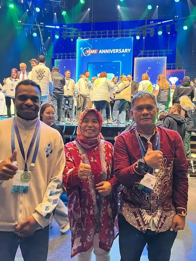 Mahasiswa Papua dan Mentor Indonesia Masuk 3 Besar Kompetisi Bergengsi AtomSkills 2025 Rusia