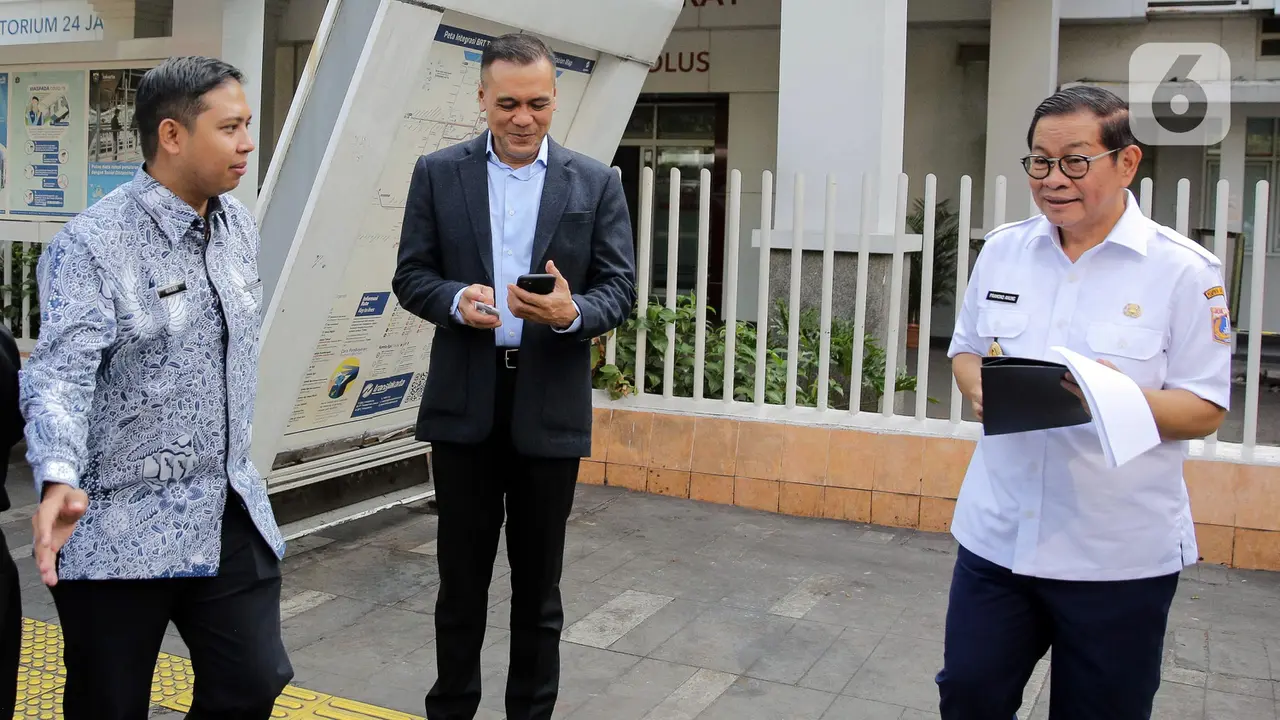 Pramono: Pegawai Pemprov Jakarta Tak Gunakan Transportasi Umum, Bakal Kesulitan Sendiri