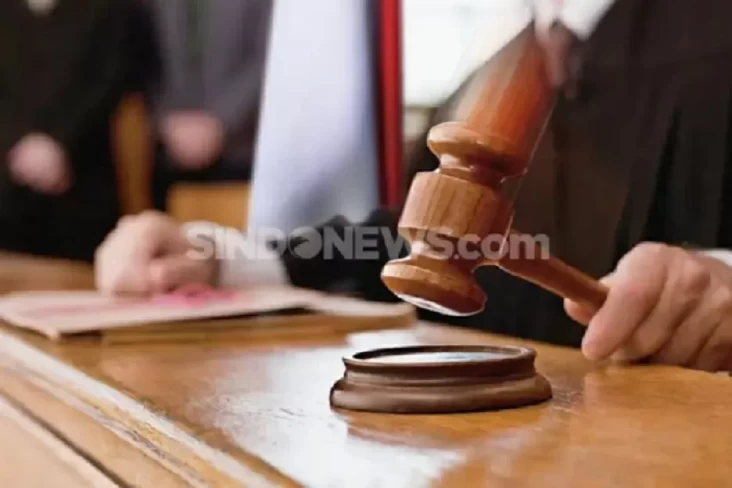 Pengacara Hedon, Rakyat Tekor Rp 60 Miliar