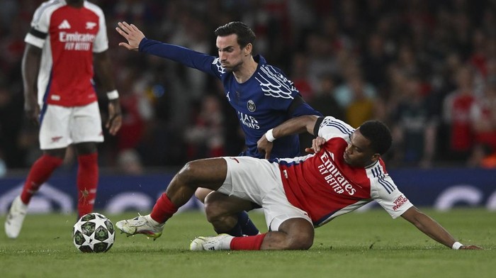 Arsenal Kalah Jurrien Timber Disorot karena Hal Ini