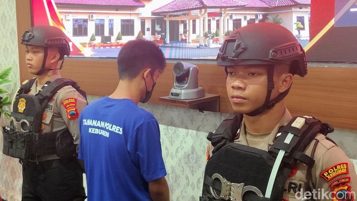 Kepsek SD Dibunuh Dukun Pesugihan Pakai ‘Air Doa’ Campur Sianida