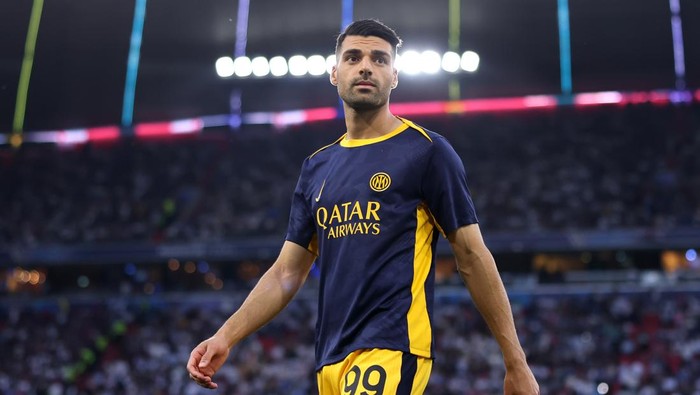 Terjebak Perang Iran Israel, Taremi Absen Bela Inter Milan?