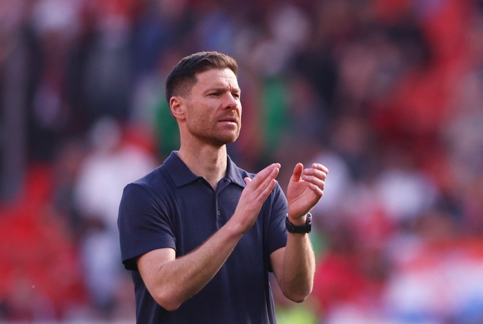 Xabi Alonso Vs Kutukan Pelatih Spanyol di Real Madrid