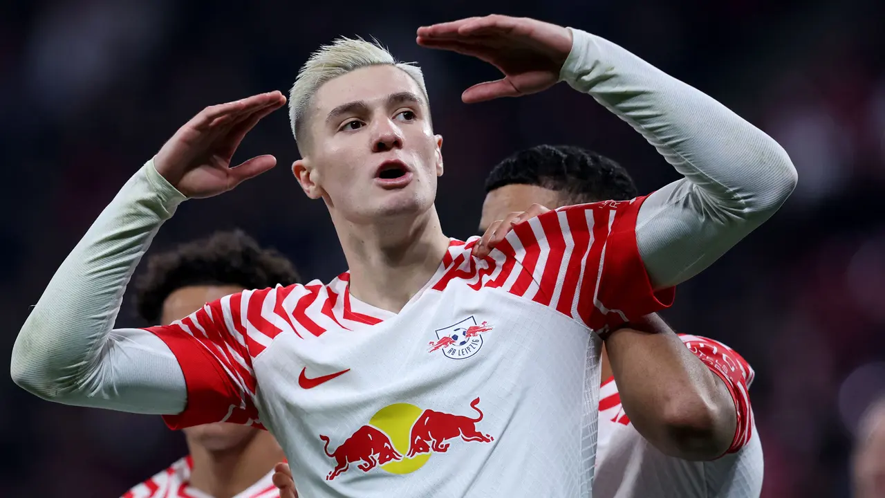 Benjamin Sesko turun Harga, MU Mau Angkut?